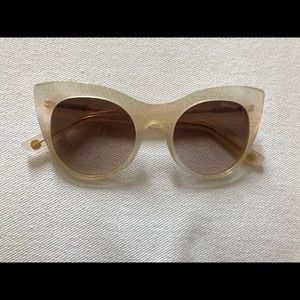 VELVET - «  Michelle » rétro cat eyes Sunglasses